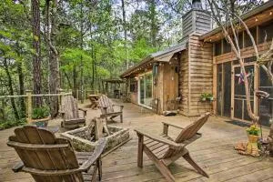 Enchanting Whitney Cabin with Beach and Creek! - 皮卡尤恩