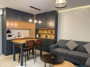 מול הים בקיסריה1 - 兹奇隆亚科夫