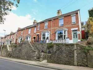 Hillside - Stoke Fleming