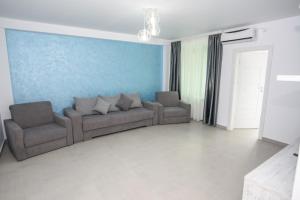 C&Y Marco Apartments