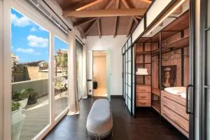 The New Era Luxury Living - Mastambás