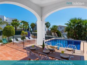 Villa Carolina by HMR Holidays