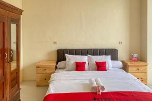 RedDoorz near Universitas Merdeka Malang 2