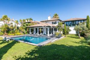 PROMO - Easy Clés- Contemporary Villa with heated pool