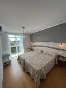 ENTRECAMIÑOS - Touro