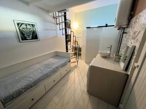 Maisons de vacances Maison d'une chambre avec jardin clos a Ares : photos des chambres