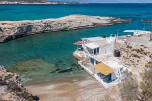 Almera Sea View Boat House