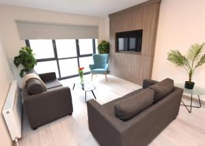 Yugo Explore - Melbourn Point