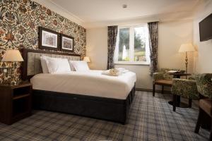 Superior Double or Twin with Sofa Bed room in The Black Swan at Helmsley