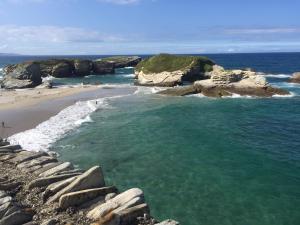 Villa sobre el mar con acceso a la playa , ideal para familias y grupos