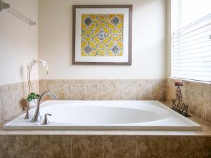 6Br 6Bath Pvt Home Pool 10min Disney 3282ft