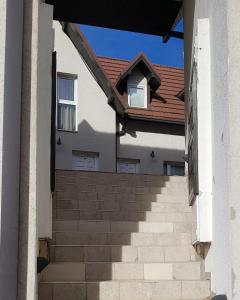 Čar30 Kraljevi čardaci