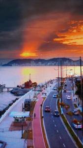 Hello Home House - com saída na praia