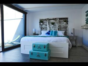 La Dependance by Cocoonr