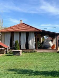 LEVENDULÁS HÁZ - Balatonfőkajár