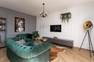 Deluxe apartment Skyline - fantastic sea view near the beach 