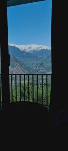 Sarthak Home Stay, Beautiful Valley view of Mountain