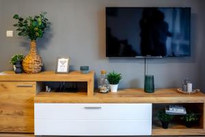 Home & Garden with stunning view