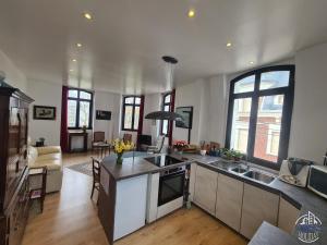 Le phare Dieppois By JPS Holiday, Chaleureux appartement au coeur de Dieppe