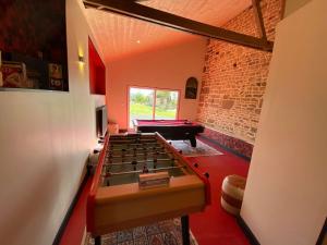 Maisons de vacances Auberge St-Vincent 35pers SPA Billard Baby-foot : photos des chambres