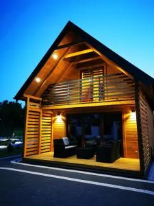 Domki przy plaży - Mniodunsken