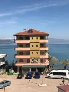 HOTEL RESTORANT LEZA - Radožda