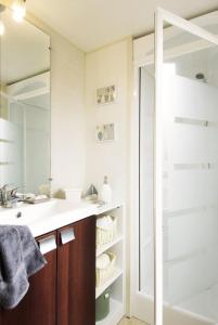 Campings Village Camping La Roseraie : Mobile Home 2 Chambres