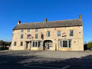 The Halford Bridge Inn - 温什科姆
