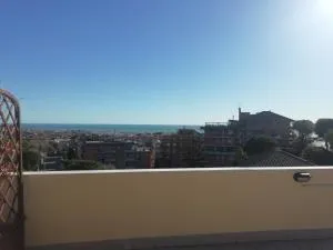 TERRAZZA SUL MARE IN VIA DEVOTO - San Pier di Canne