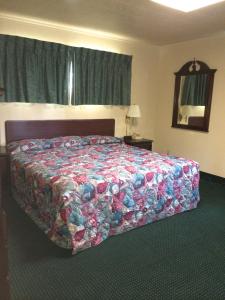 Rapids Inn & Suites