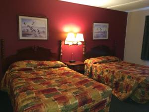 Rapids Inn & Suites