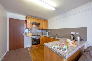 Esplanade Court Holiday Apartments