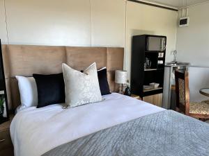 The Point of View Cabin