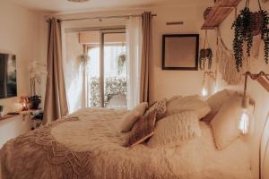 Appartements Studio tt confort coeur ville avec terrasse et parking gratuit : Appartement 1 Chambre