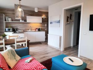 Magnolia@27 Lake Iseo