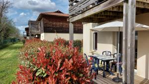Appartements Appartement residence 3 etoiles, 50m du lac, WIFI, jardin terrasse sans vis-a-vis, 1 a 4 pers, kit bebe possible : photos des chambres