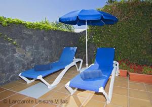 Villa Benedicte sea view, heated pool, bedroom AC, WiFi, SKY, short walk to Puerto del Carmen