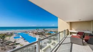 Encanto Living Two Bedroom Unit by Kivoya - Playa Encanto