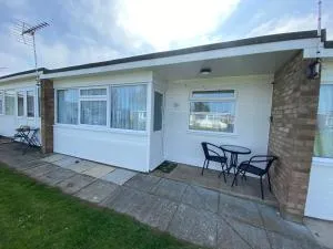 East Coast Chalets 58 at California Sands Dog Friendly - Scratby