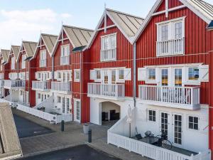 6 person holiday home in Bagenkop-By Traum