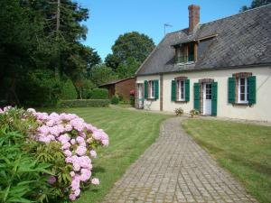 Gîte Dampierre-Sous-Brou, 4 pièces, 6 personnes - FR-1-581-19