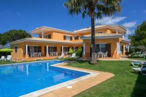 Canavial I & II Apartamentos - Porto de Mós