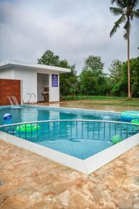 Nadhiyoram River Retreat