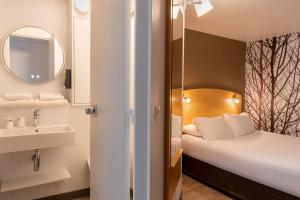 Hotels Sure Hotel by Best Western Plaisir : photos des chambres