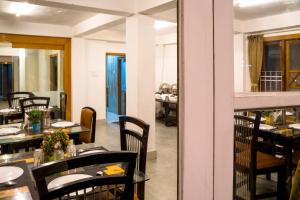 Gangtok Central Rooms