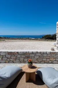 Panteronisia View Villa - Angairiá