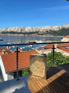 ARTIST`S HOUSE Baška 