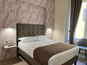 Double Room room in Hotel Le Petit
