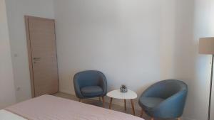 Apartments Donadic III, Caska