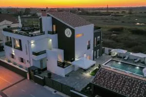 D-Palace Apartments-Olive tree - ZAD